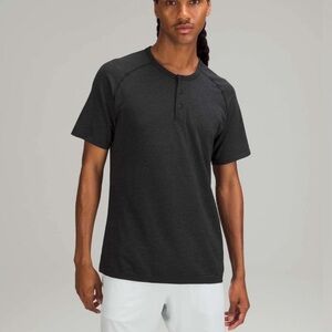 Lululemon Men's Metal Vent Tech Henley Short Sleeve in Black Sz L Lightweight